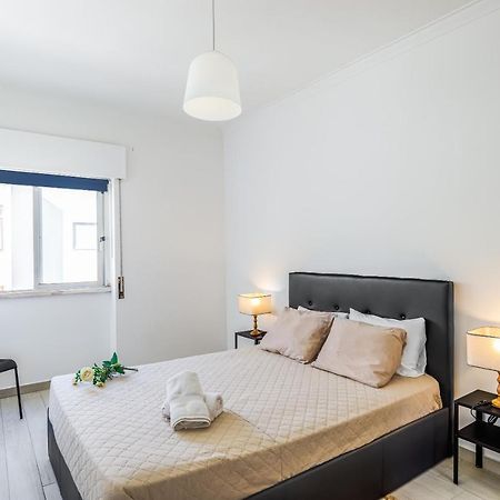 Sleeptubal Moderne Accommodatie Alhos Vedros Exterior foto